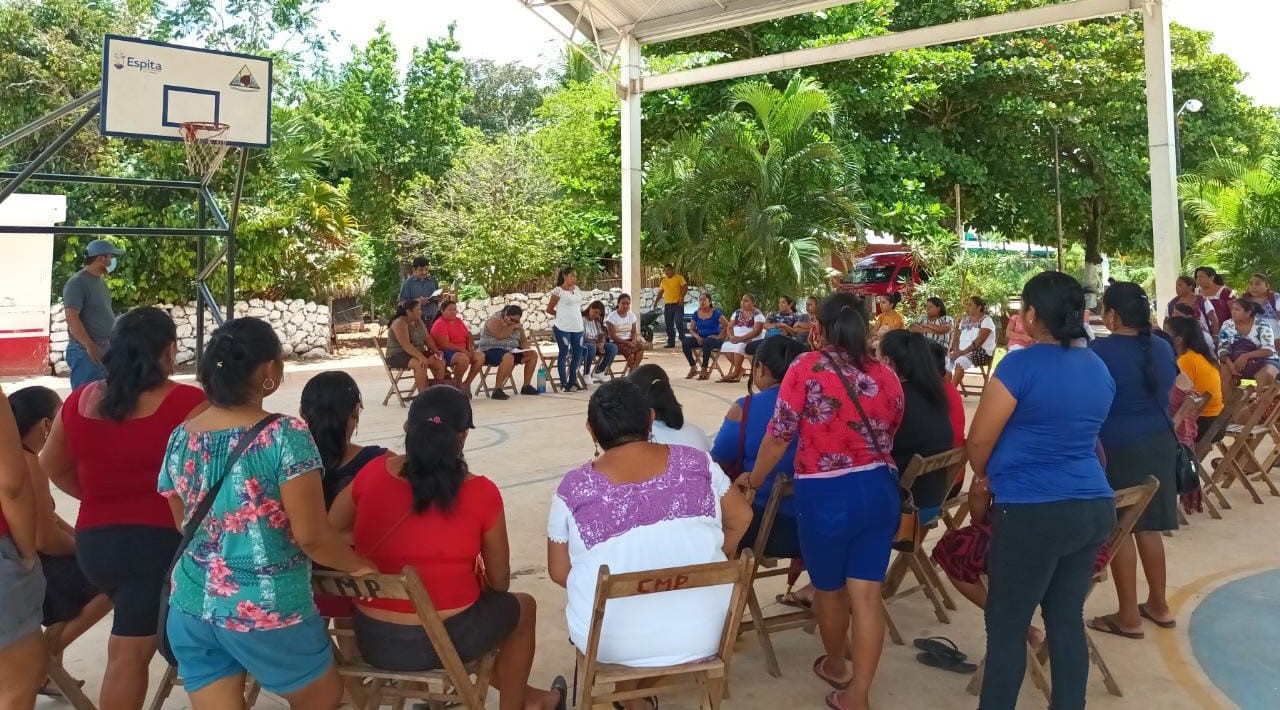 Agrupaciones de mujeres analizan sus experiencias en ahorro y emprendimiento